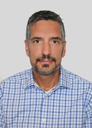 Robert headshot