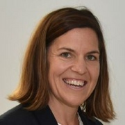 Head shot of Lisa Couzens