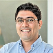 Head and shoulders of Reza Ghanbarzadeh
