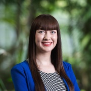 Jessica Bayes headshot