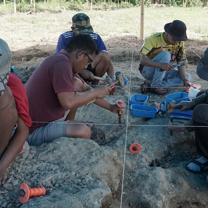 People working at an excavations at Calio in southern Sulawesi, Indonesia