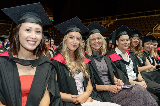 GraduationThumbnail_270326_9am