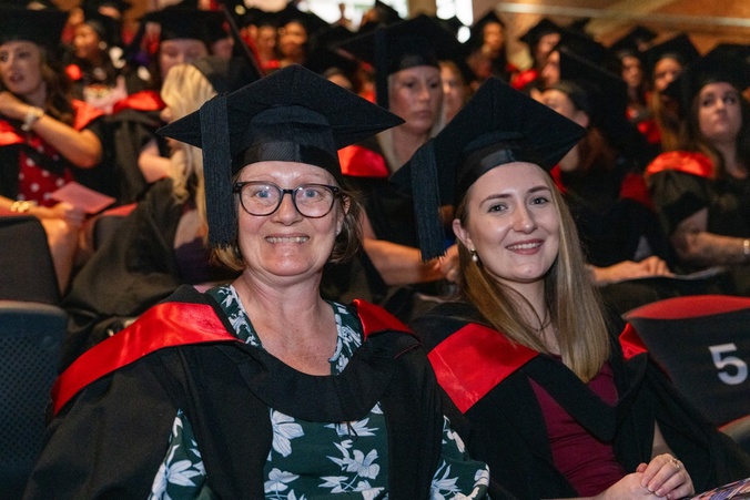 Lis25 Grad Thumbnail 1pm