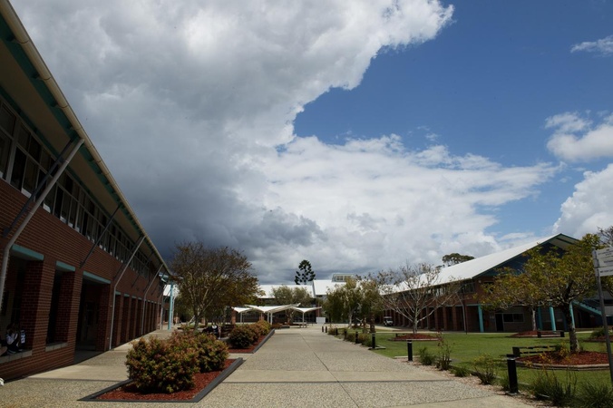 A long view of buildings at  Coff Harbour Campus