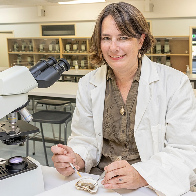 Professor Kirsten Benkendorff in the research lab