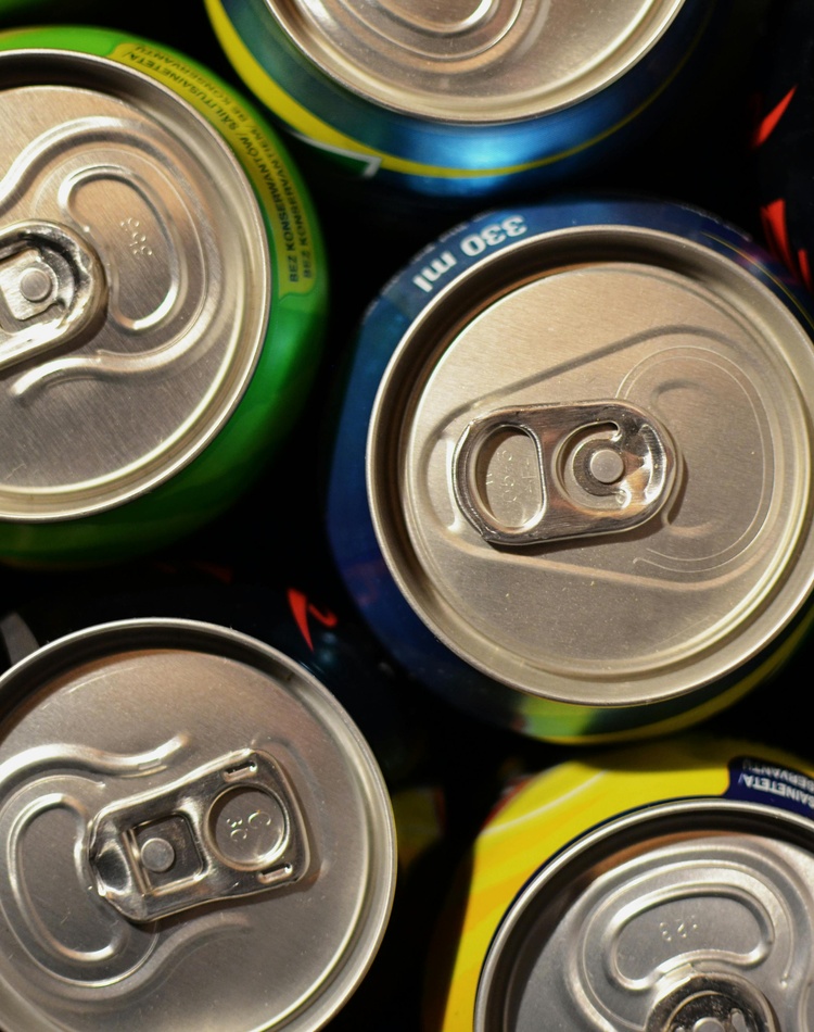 Soft drink cans_credit Breakingpic on Pexels