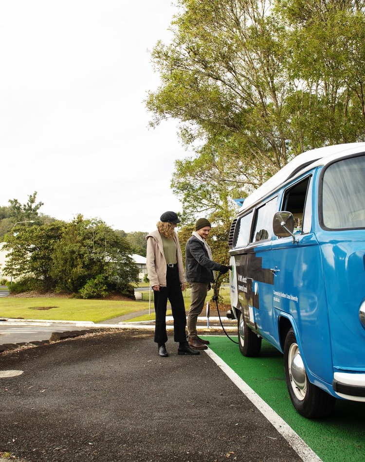 Students charge the electric Kombi