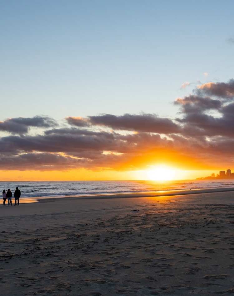 Sunrise with students on the beach