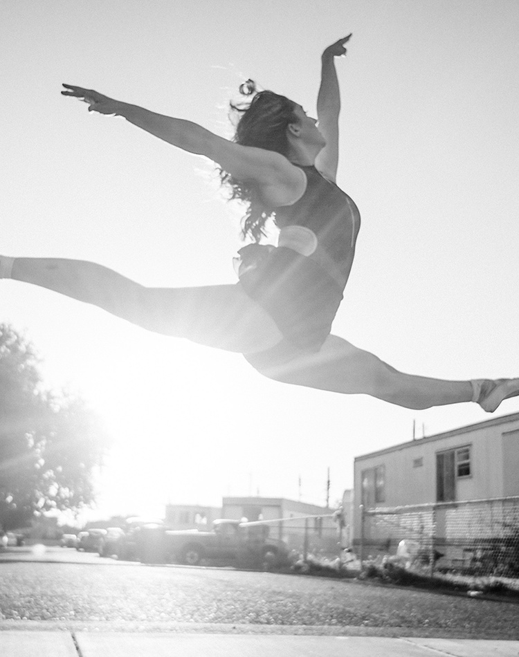 Gymnast_credit Gabriel Sanchez on Unsplash