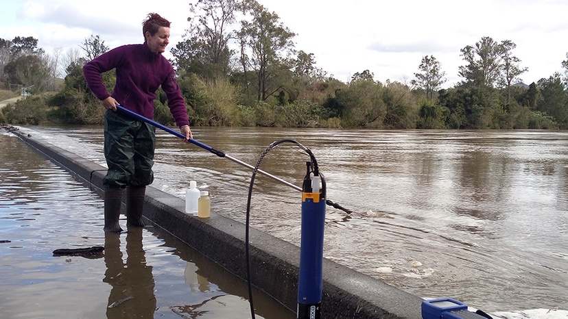 Technical and Laboratory Officer Roz Hagan sampling water in the Macleay River
