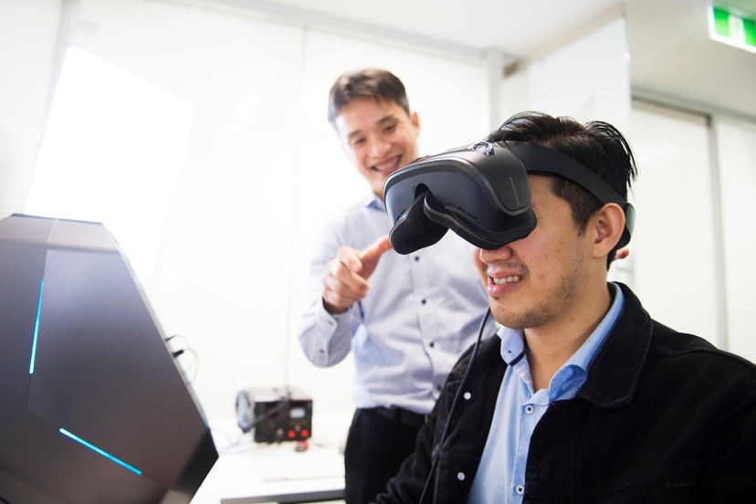 Student being taught VR