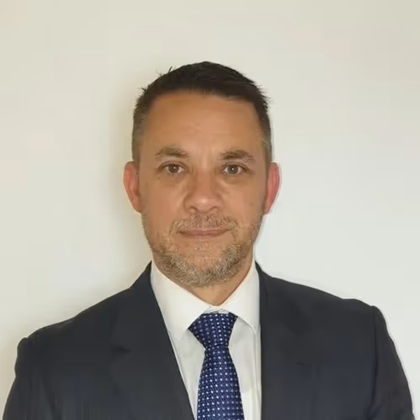 Dr Fabian Horton