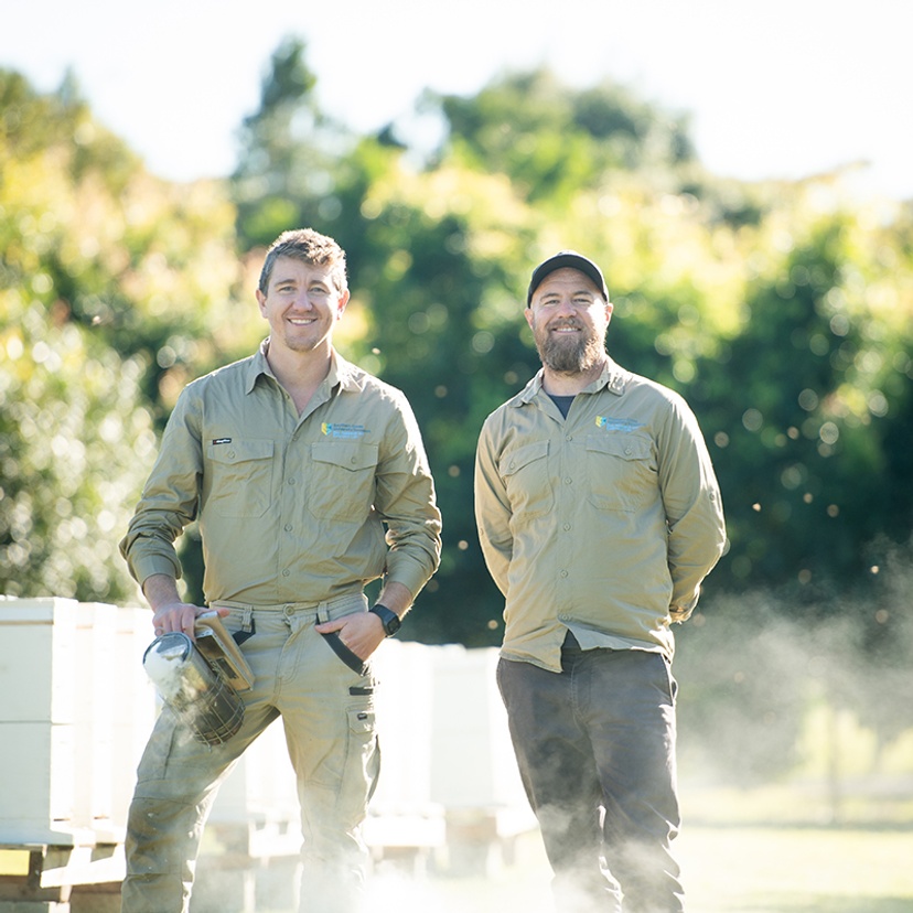 Dr Cooper Schouten and Apiary Technician Pete Wilkins