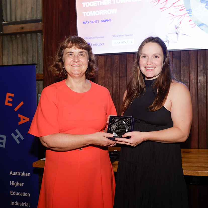 Keely Elliott receives the Rising Star Award