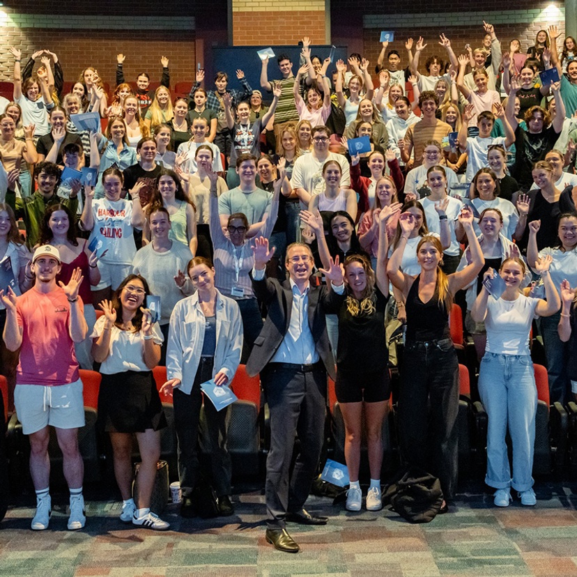 Professor Tyrone Carlin, Vice-Chancellor and President with a crowd of new students at the Lismore Orientation