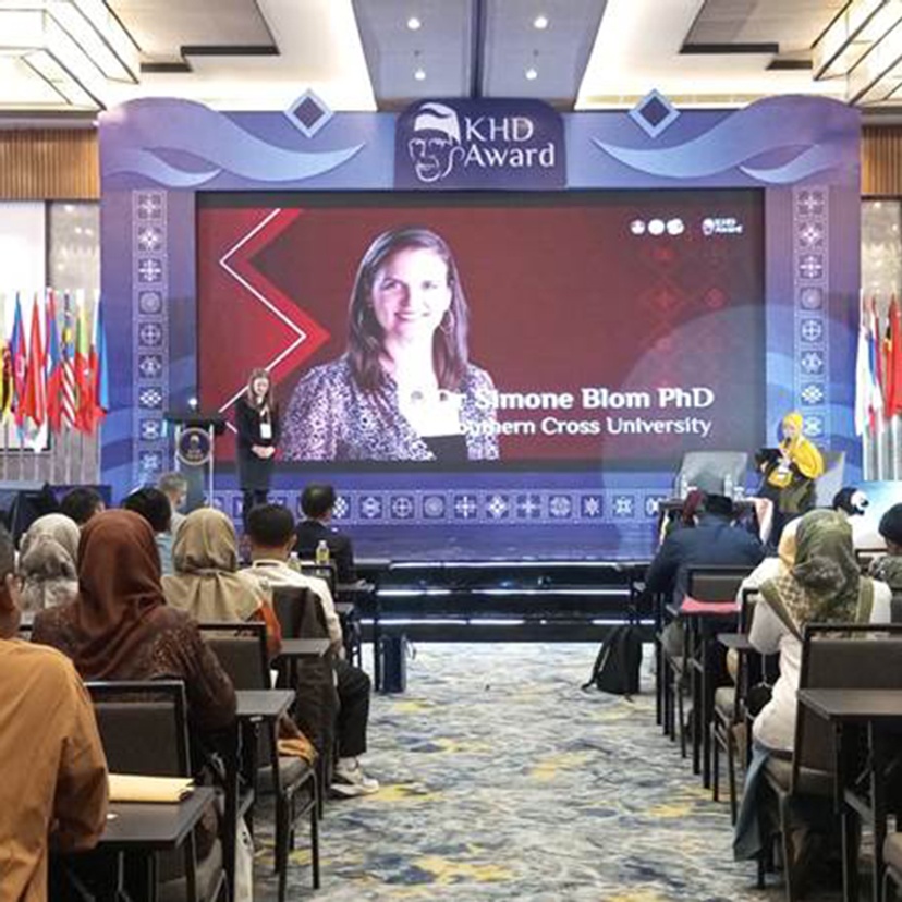 Dr Simone Blom delivering presentation at Ki Hajar Dewantara Awards in Indonesia delivering presentation at Ki Hajar Dewantara Awards in Indonesia