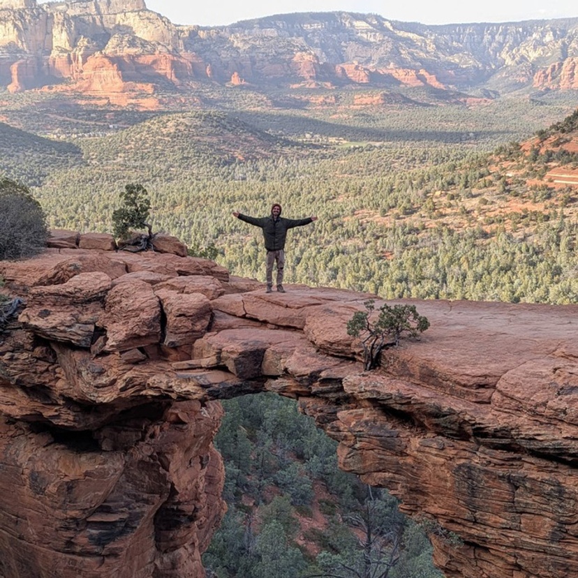 Dante Nuitten - standing in mountain landscape