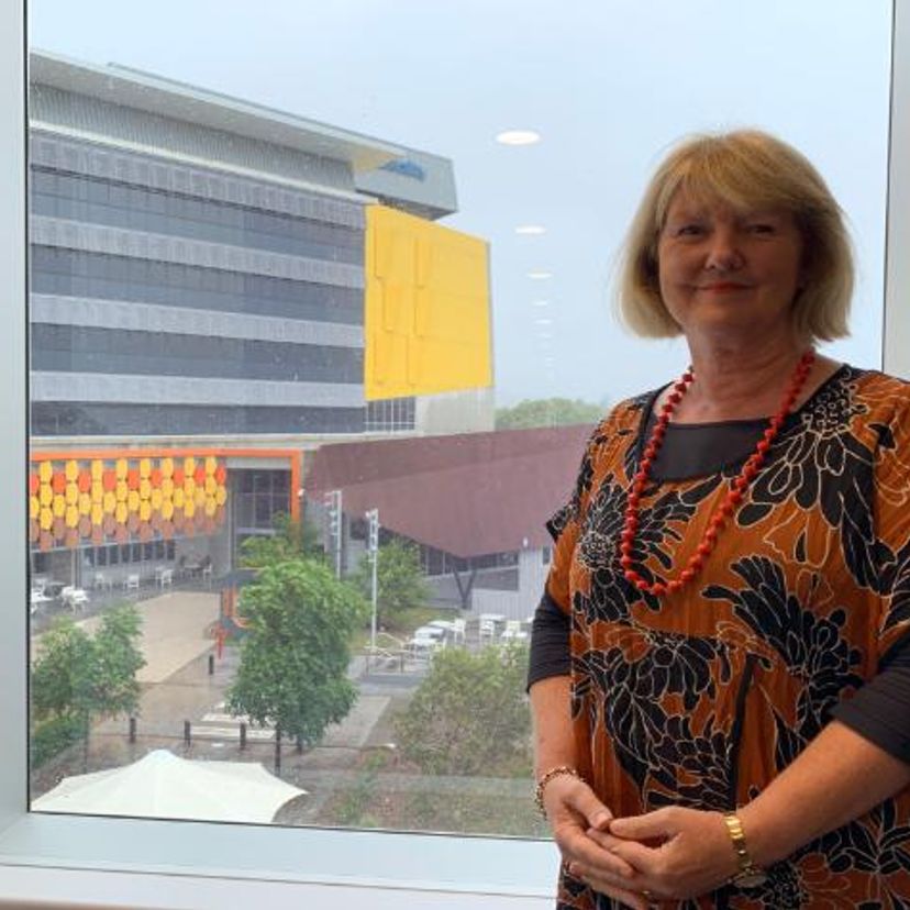 Dr Lynne McPherson