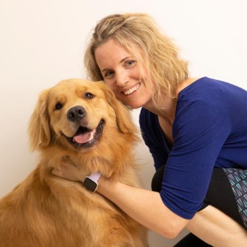 Master of Social Work graduate Noémie Rigaud with therapy dog Tango