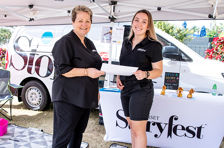 Student Gabriella Lennon (right) with alumnus Andrea Lewis